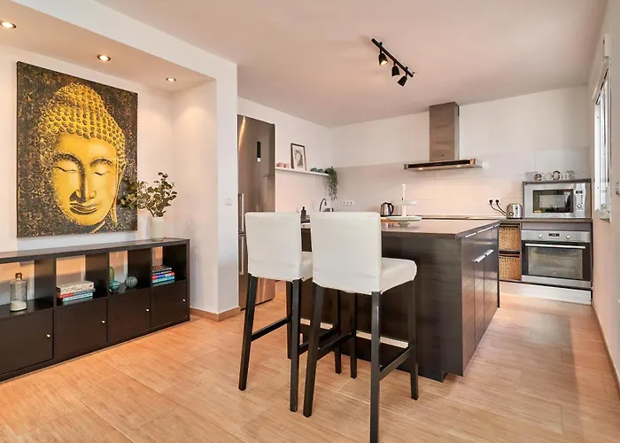 Almijarahouse 펜션 *